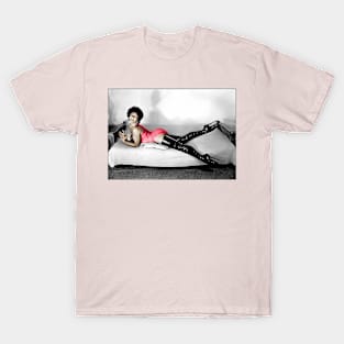 NICHELLE the Nubian queen of FETISH T-Shirt